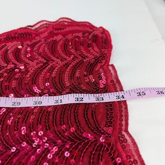 NEW Betsey Johnson RED sequined Bling Scalloped Edge Long wrap Rectangular shawl - Picture 8 of 8
